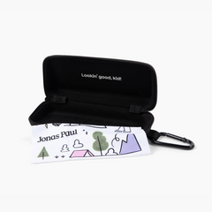 Clip Case & Cleaning Cloth (Included)